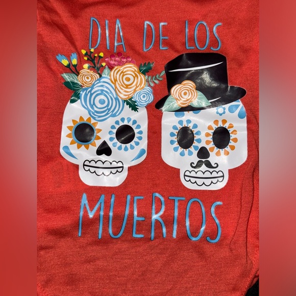 Dia De Los Muertos Throw Me A Bone Halloween Pet Tee Size: S - Picture 2 of 4
